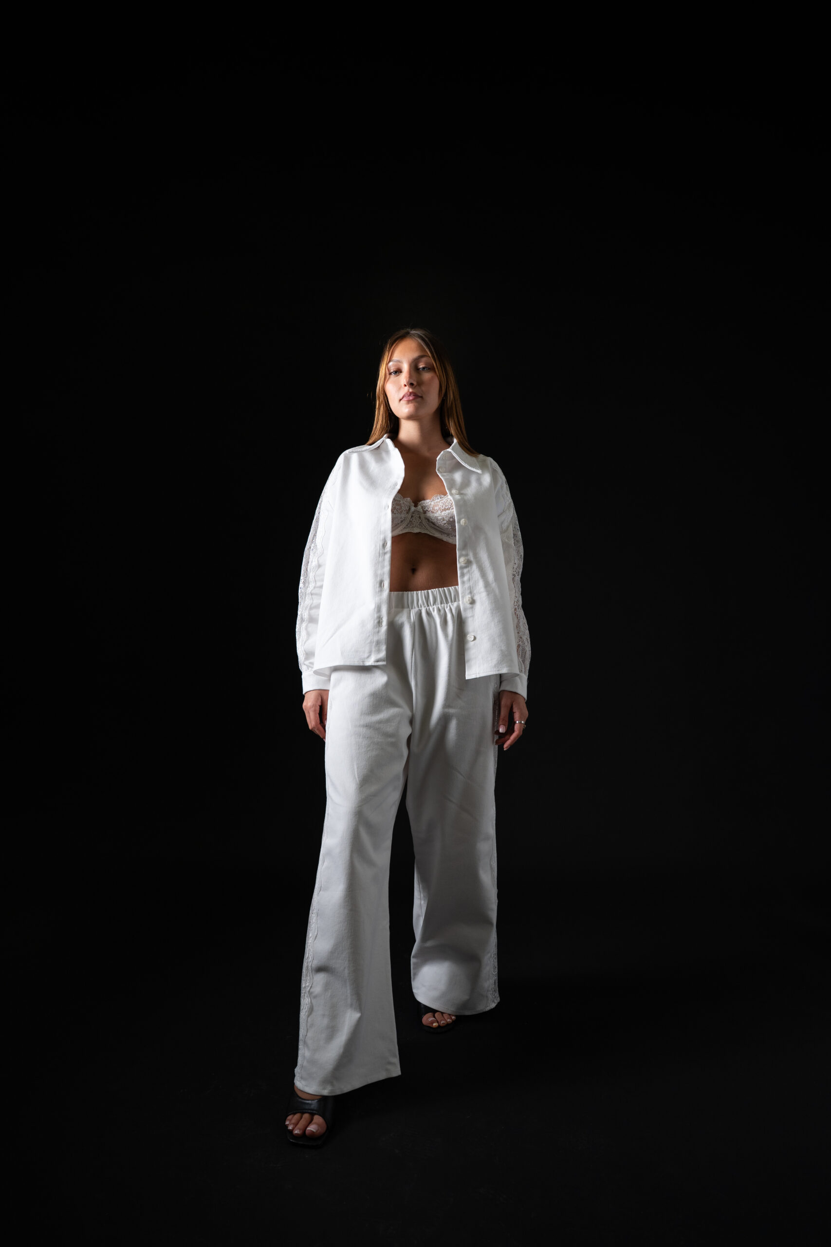 LA PRÉSENCE - Pantalon – Image 2